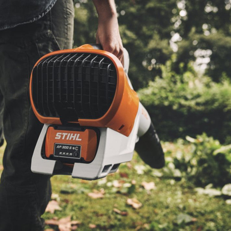 logement batterie du souffleur bga250 stihl